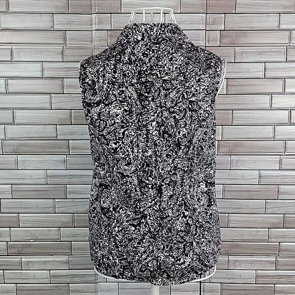 212 collection sleeveless top Size XS - Picture 6 of 10